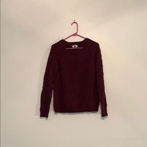 Old navy maroon sweater